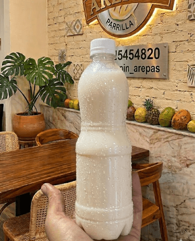 Vaso de agua de maíz de 400 ml en AREPIN Maicao