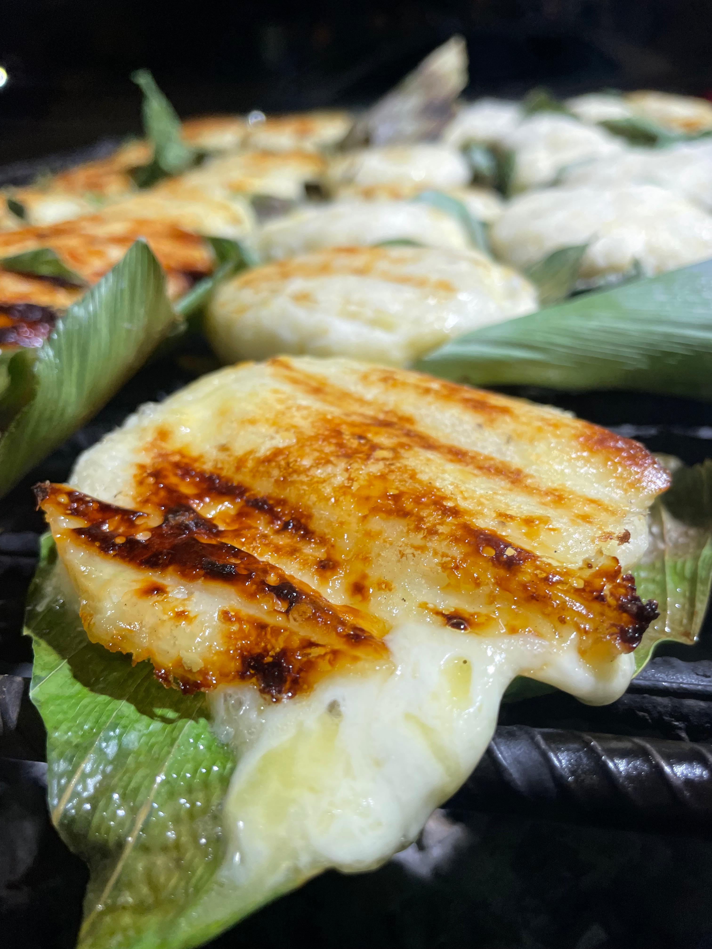 Arepa de maíz blanco artesanal de AREPIN